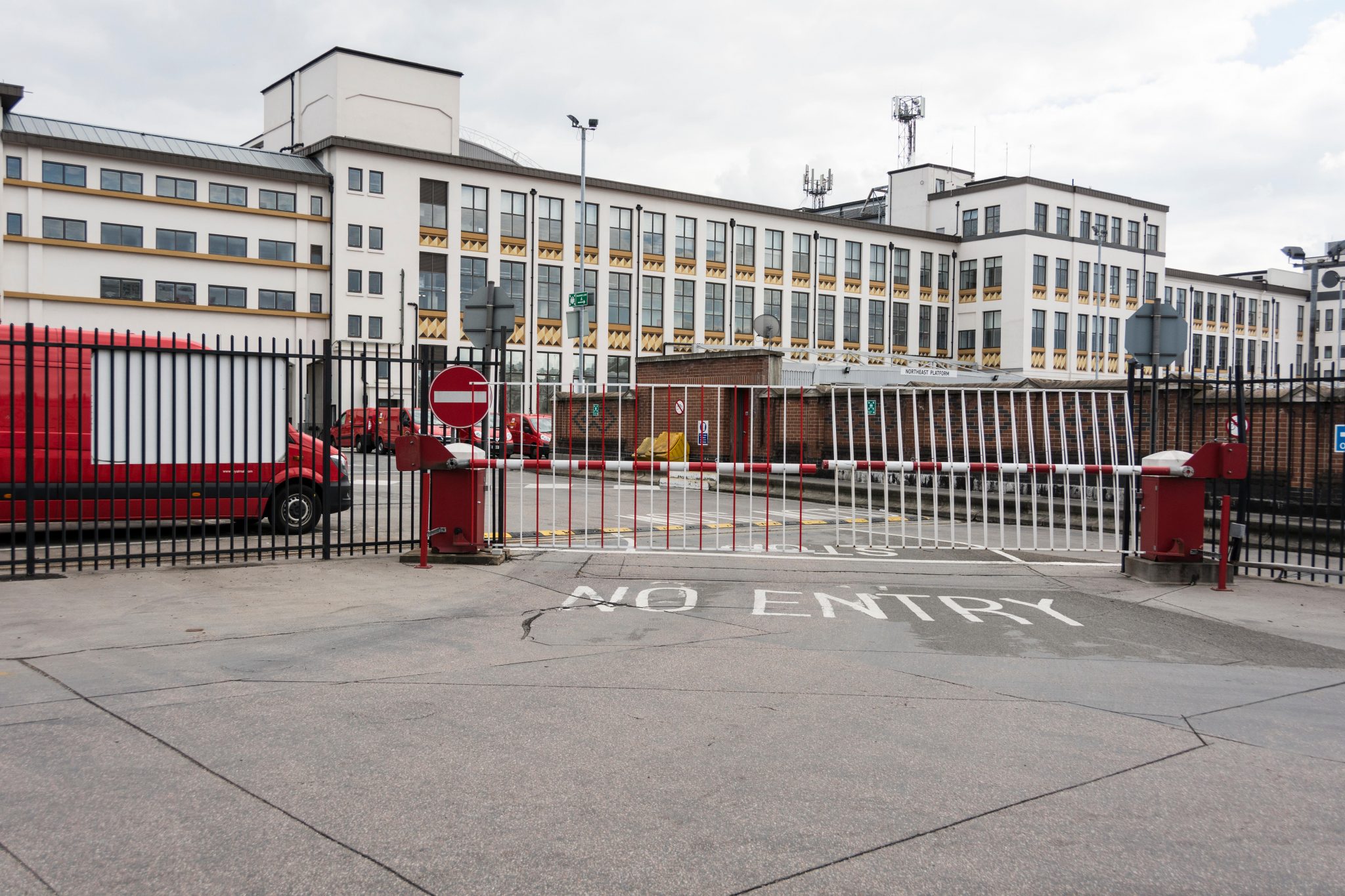 Exterior views of Mount Pleasant sorting office, the London Central